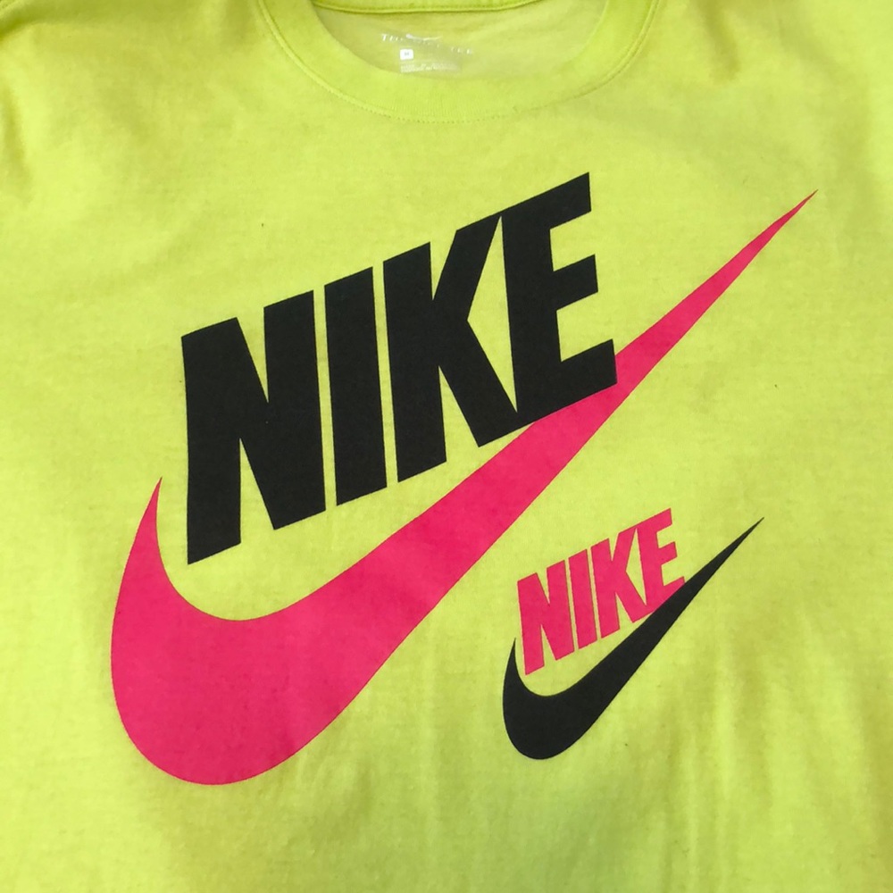 Awesome Nike shirt
